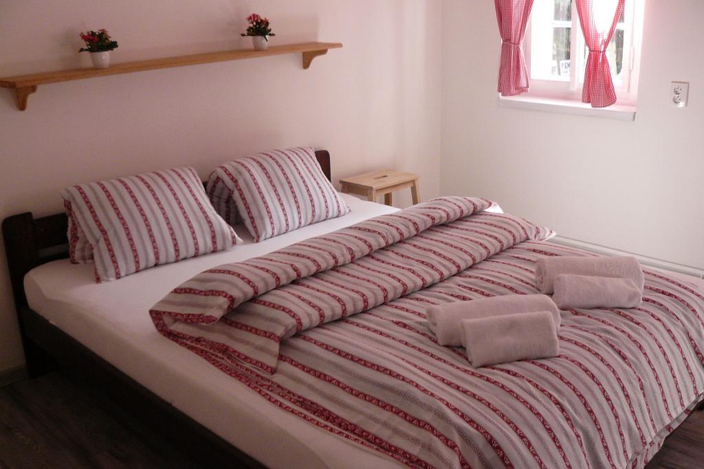 Pension Soutesky Hřensko Habitación foto